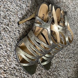 Arden B Shoes size 6
